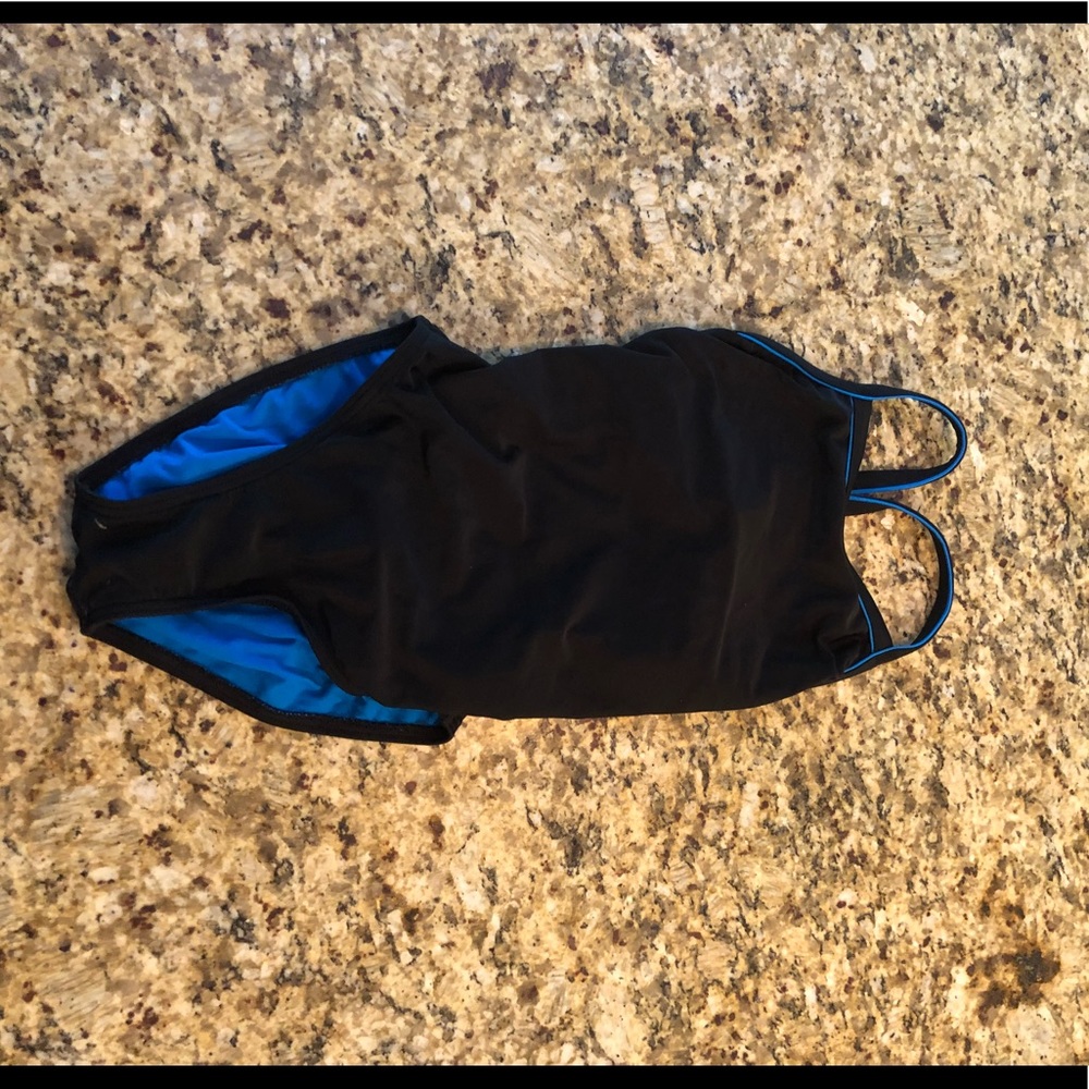 💎Black and blue bathing suit by brand “dolphin”